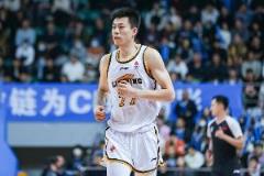 張鎮(zhèn)麟季后賽表現(xiàn)低迷 常規(guī)賽場(chǎng)均13.3分