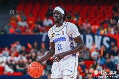 奧莫特29分鐘11中7砍27分12罰全中！