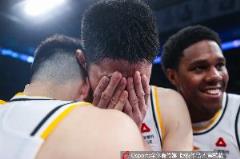 雙喜胡金秋妻子發(fā)文：十年圓夢(mèng)是五周年的最好禮物