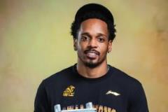 楊毅解析男籃歸化政策：中國不接受雙國籍，美國球員退籍難度高