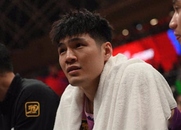 廣東隊再試招陳國豪，給錢還是給人？這批“番薯”難搞！