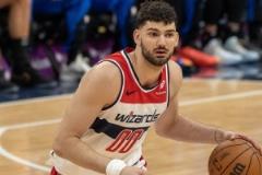 奇才向武克切維奇提供雙向合同報(bào)價(jià)，場(chǎng)均9.4分3.7板引關(guān)注