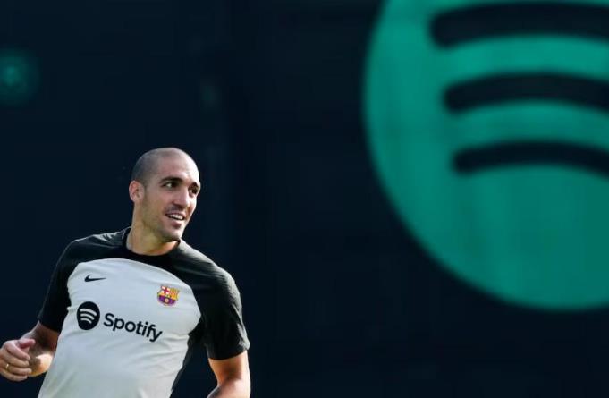 巴薩球員周日集結(jié)體檢 羅梅烏在列 托雷缺席